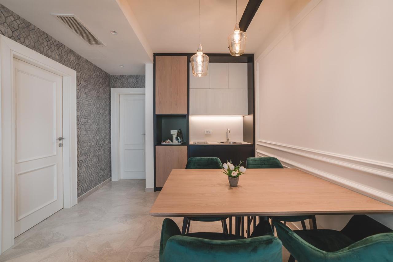 Kalamper Apartments Dobra Voda Exteriér fotografie